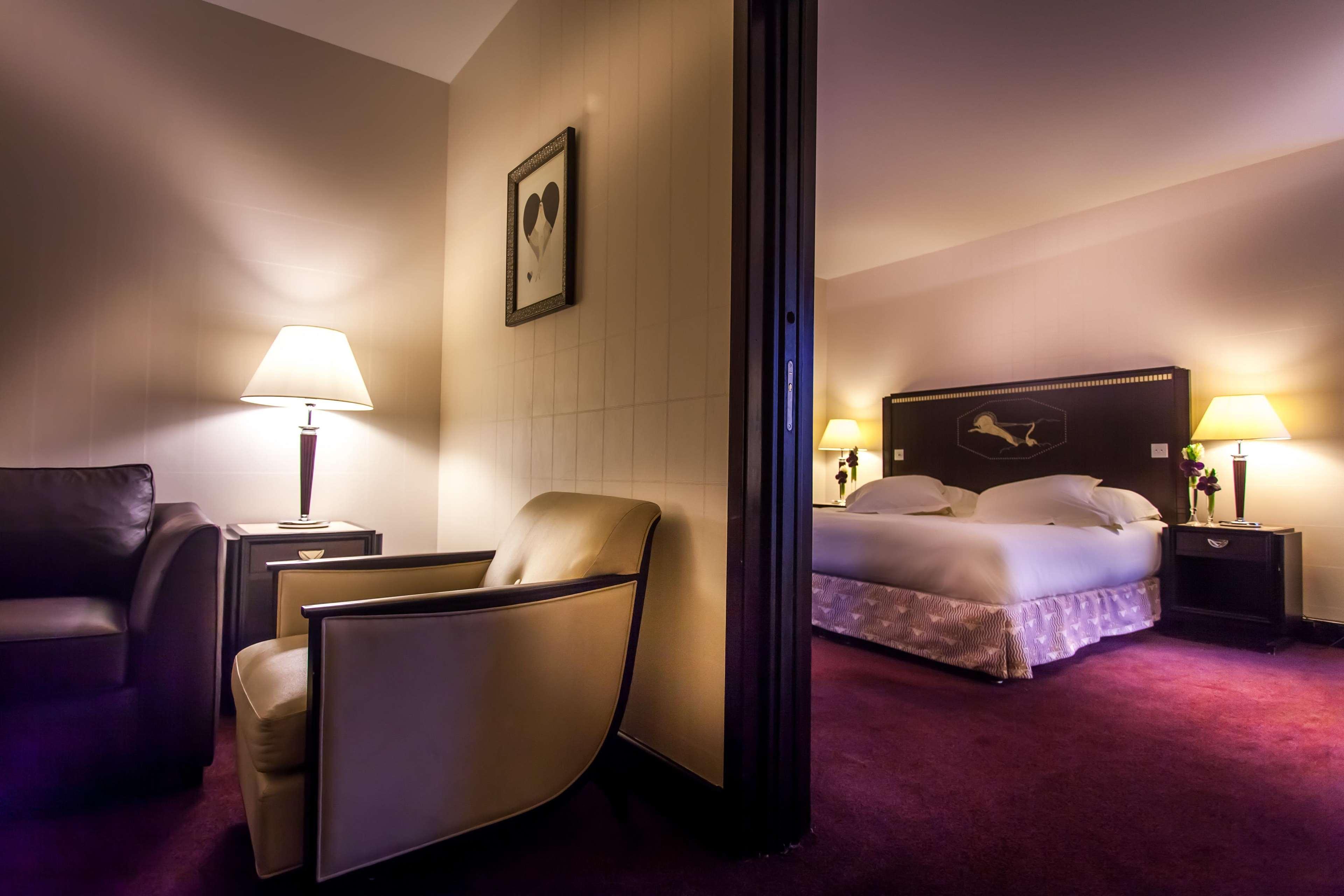 Du Collectionneur Hotel 5*