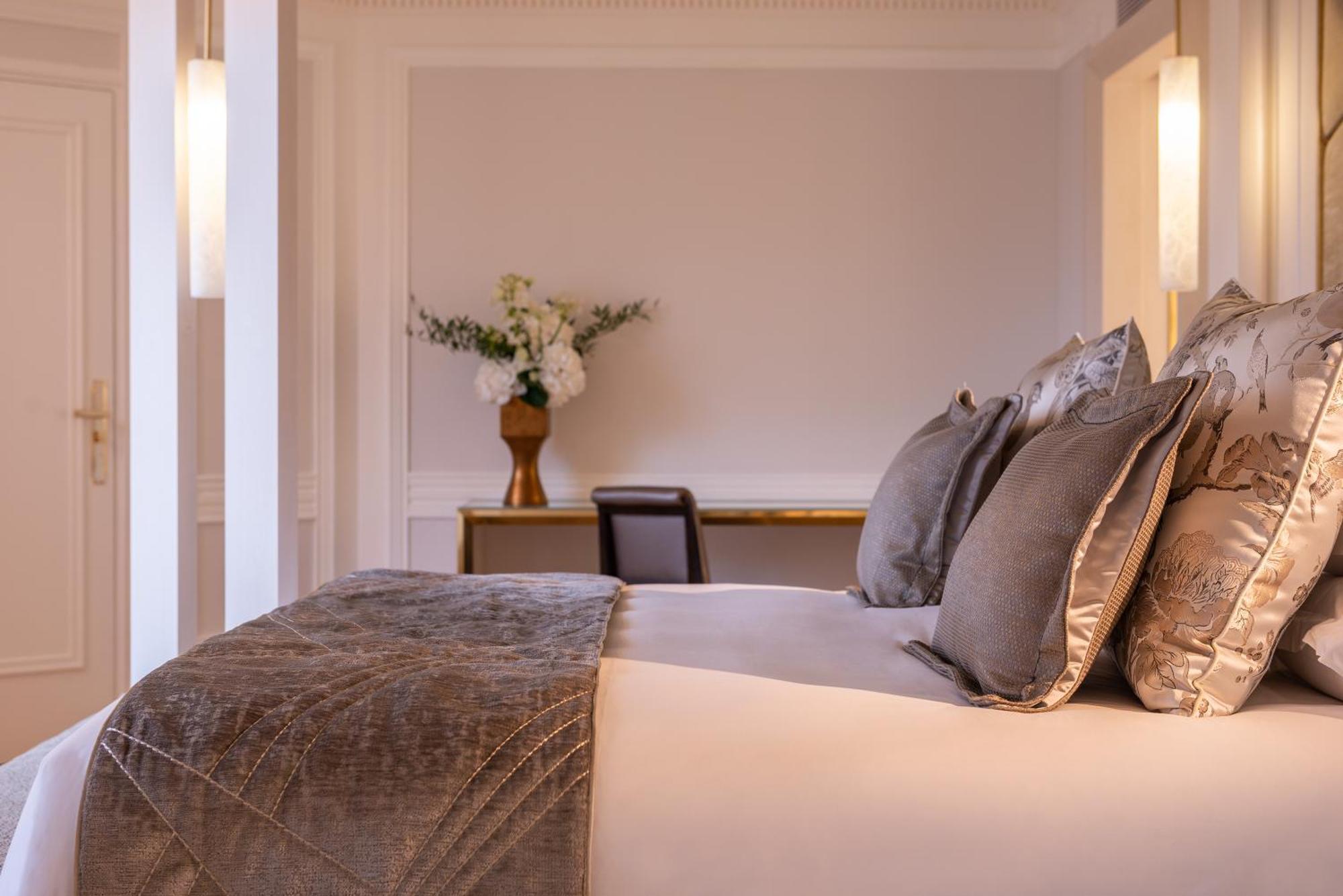 Du Collectionneur 5* Paris